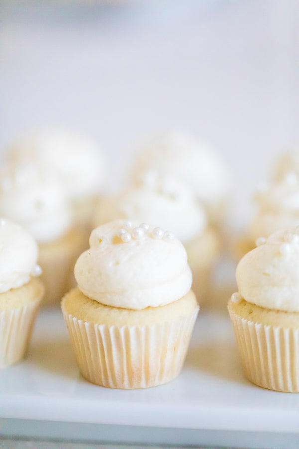 Vanilla Cream Mini Cupcakes